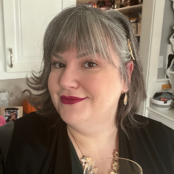 Meet your Posher, Bex - Picture 1 of 1